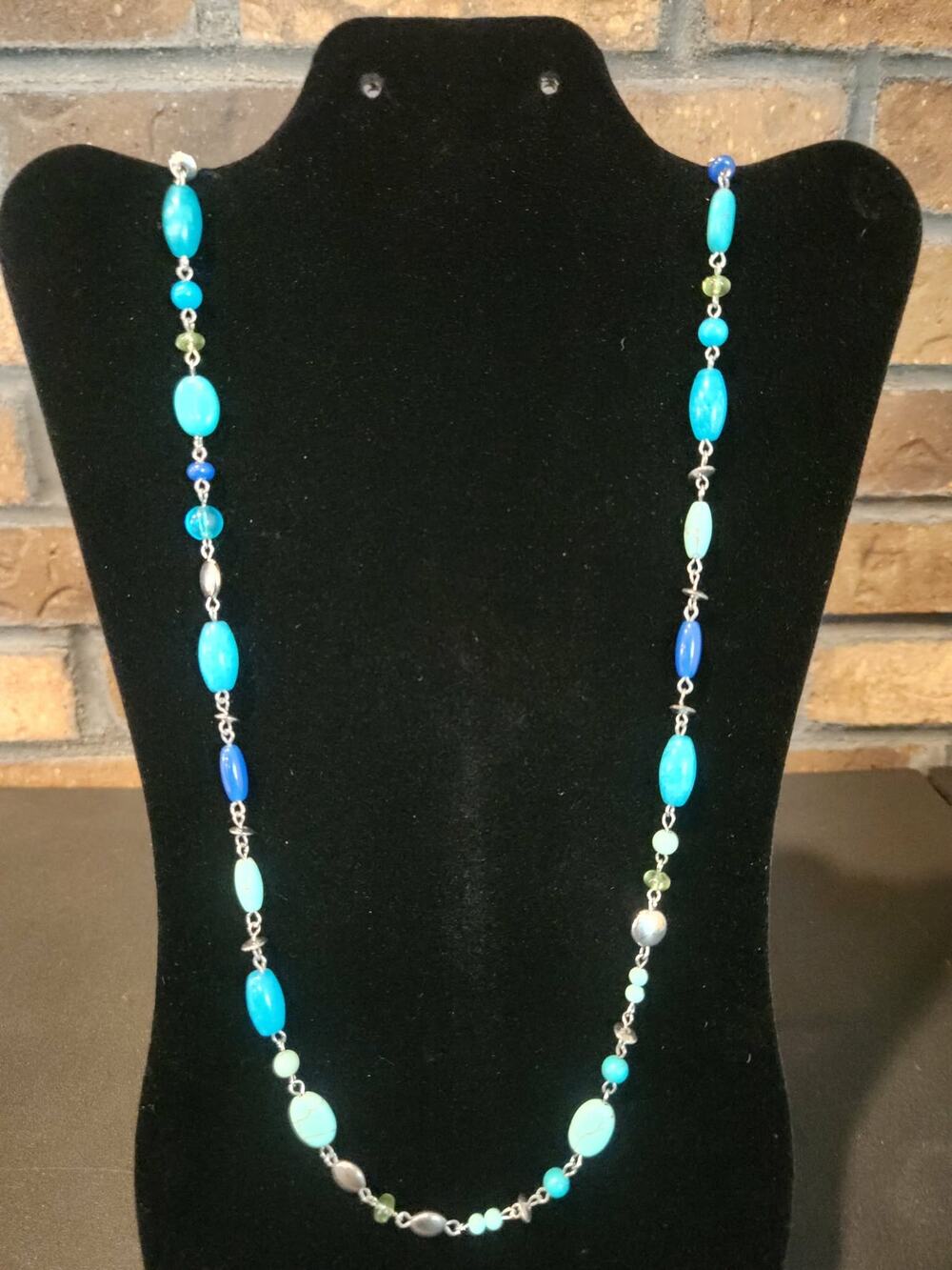 Faux Turquoise & Blue Stones Beaded Station Necklace & Silver Tone Metal Beads